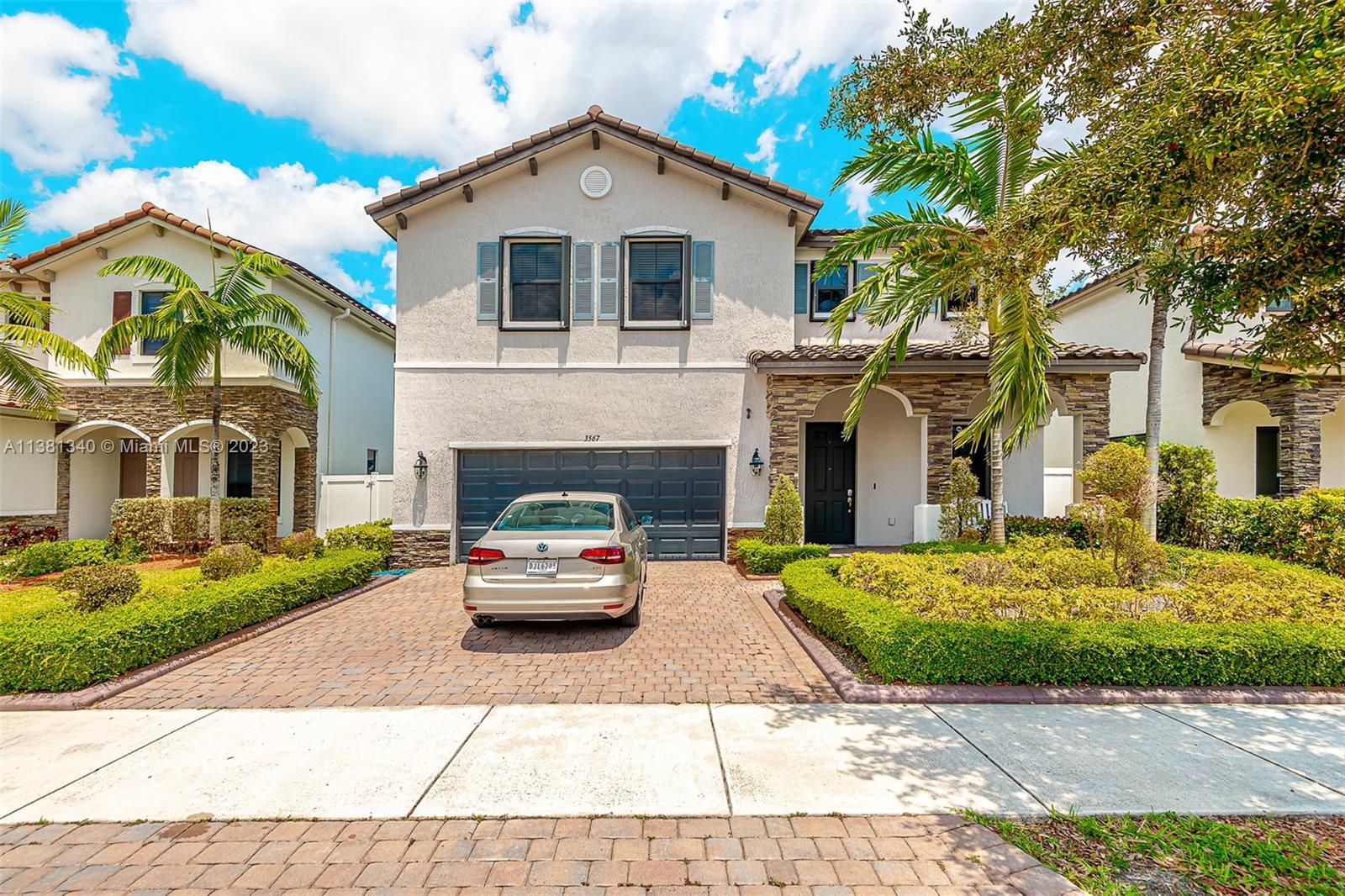 Photo of 3567 W 94th Ter in Hialeah, FL