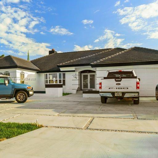 Photo of 7400 N Augusta Dr in Hialeah, FL