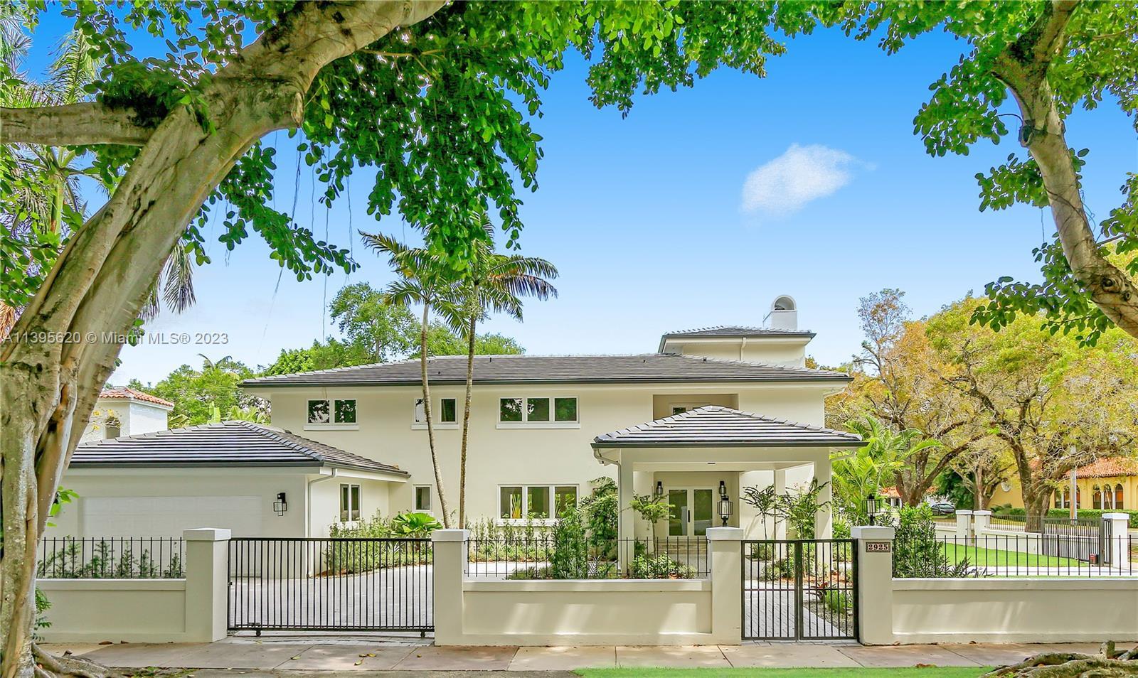 Photo of 2925 Columbus Blvd in Coral Gables, FL