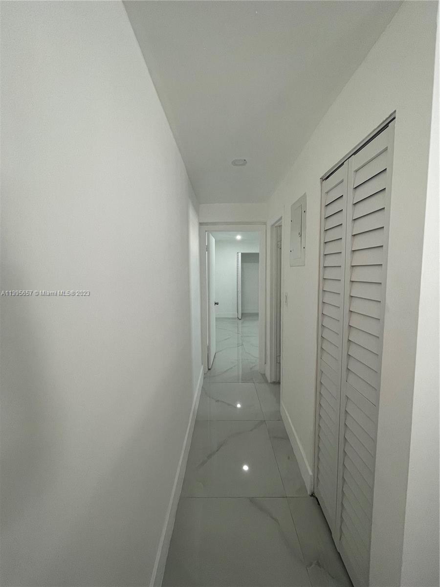 Photo of 685 E 9th Ln in Hialeah, FL
