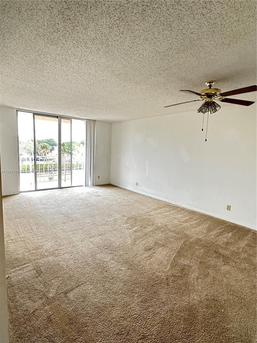 Photo of 500 Executive Center Dr #3B in West Palm Beach, FL