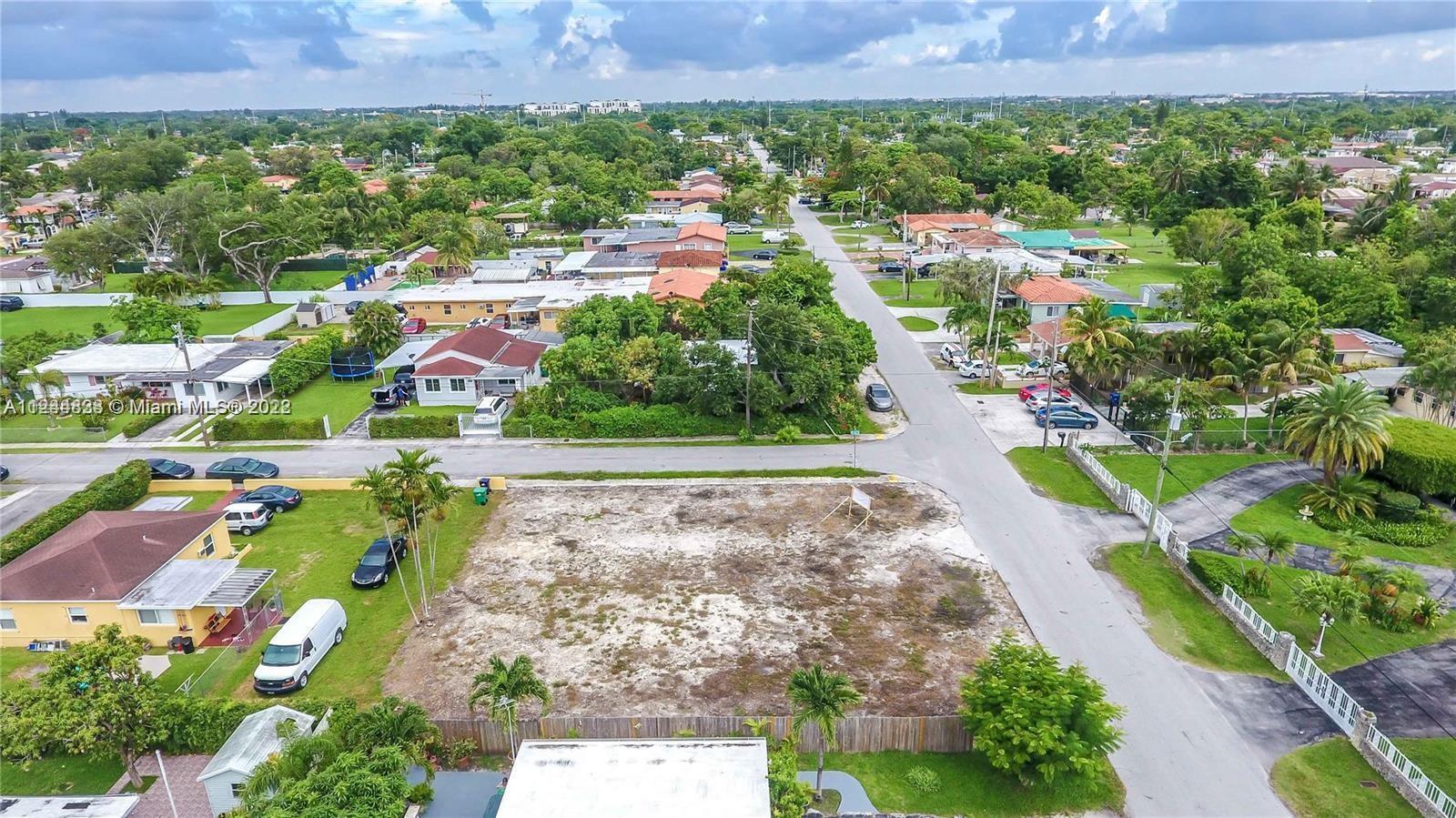 Photo of 5750 SW 19th St in Miami, FL