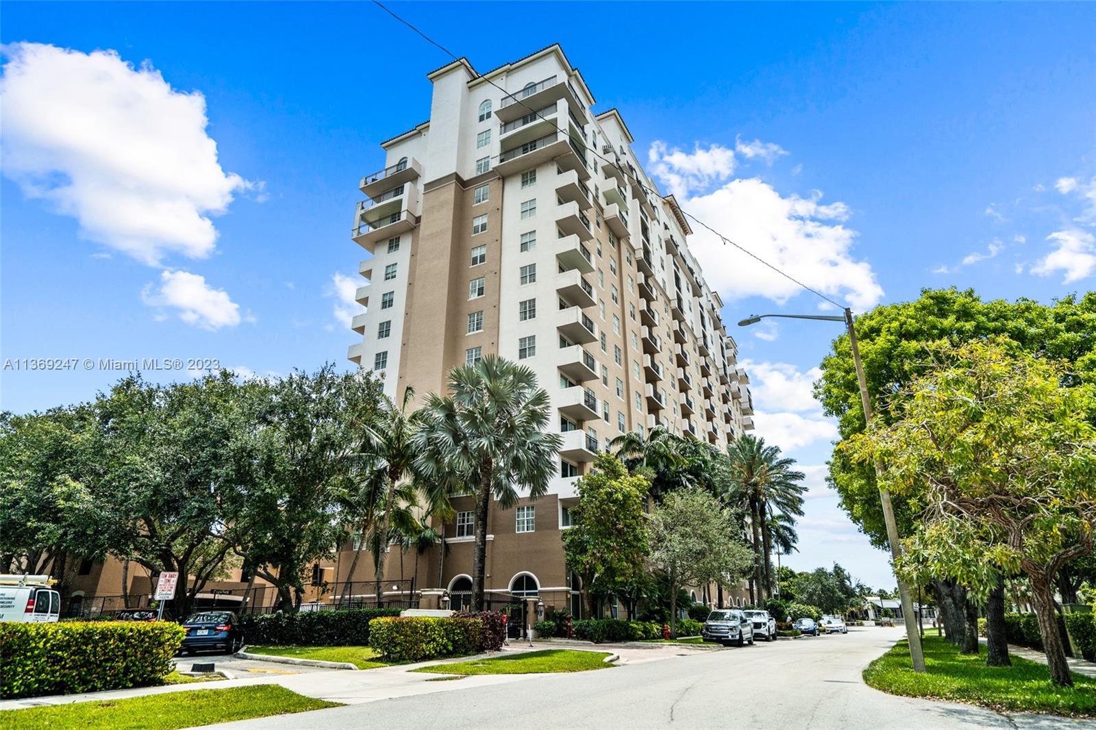 Photo of 616 Clearwater Park Rd #701 in West Palm Beach, FL
