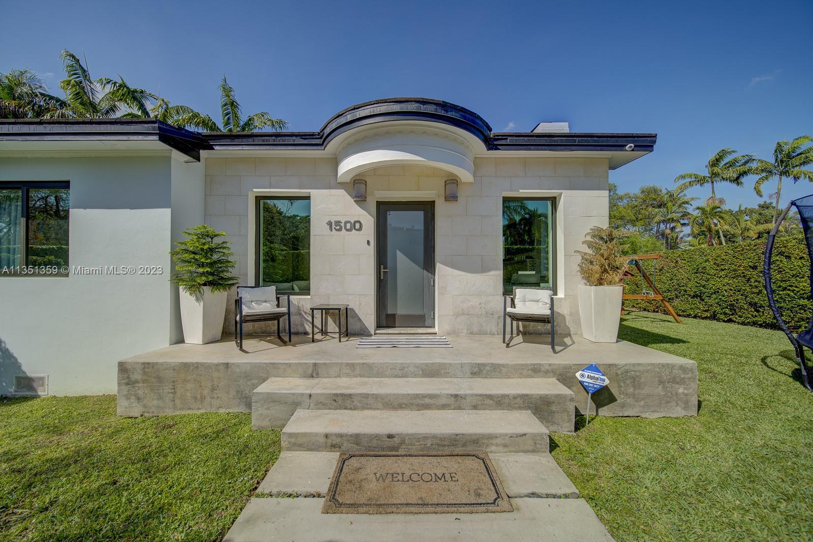 Photo of 1500 SW 45th Ave in Miami, FL