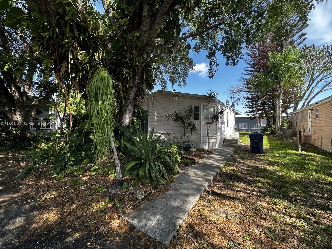 Photo of 35250 SW 177ct Unit 177 in Homestead, FL