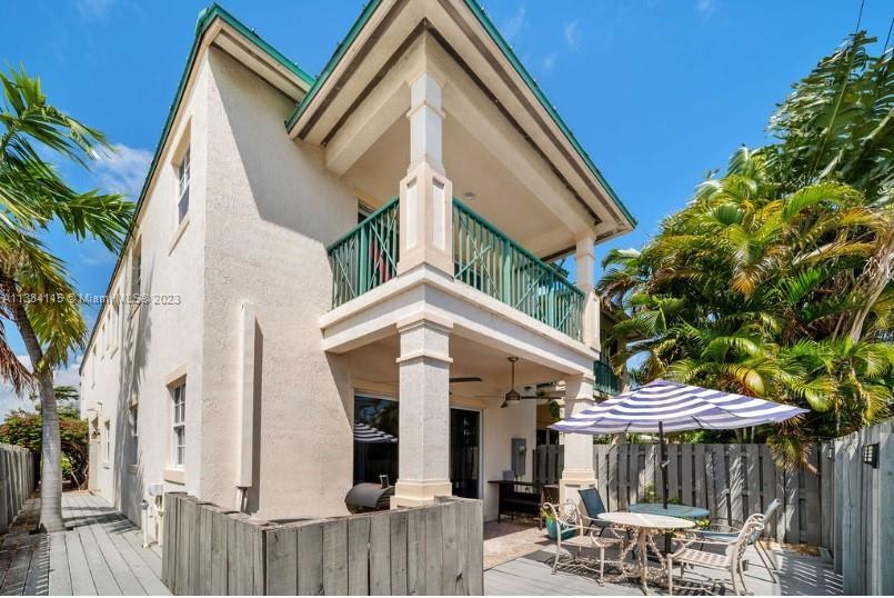 Photo of 4548 Poinciana St in Lauderdale By The Sea, FL