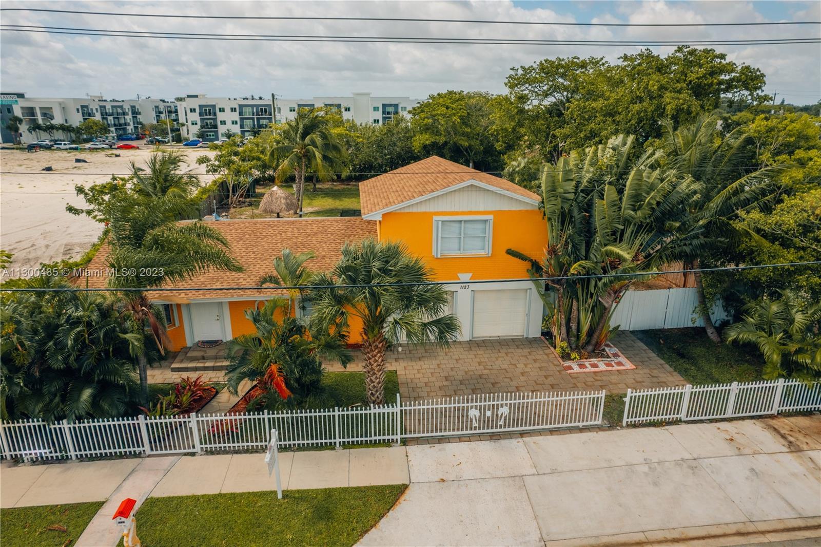Photo of 1123 N 18th Ave N in Lake Worth, FL