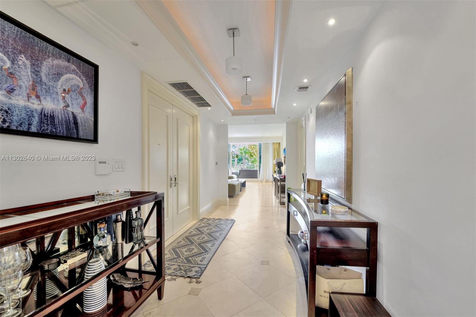 Photo of 791 Crandon Blvd #301 in Key Biscayne, FL