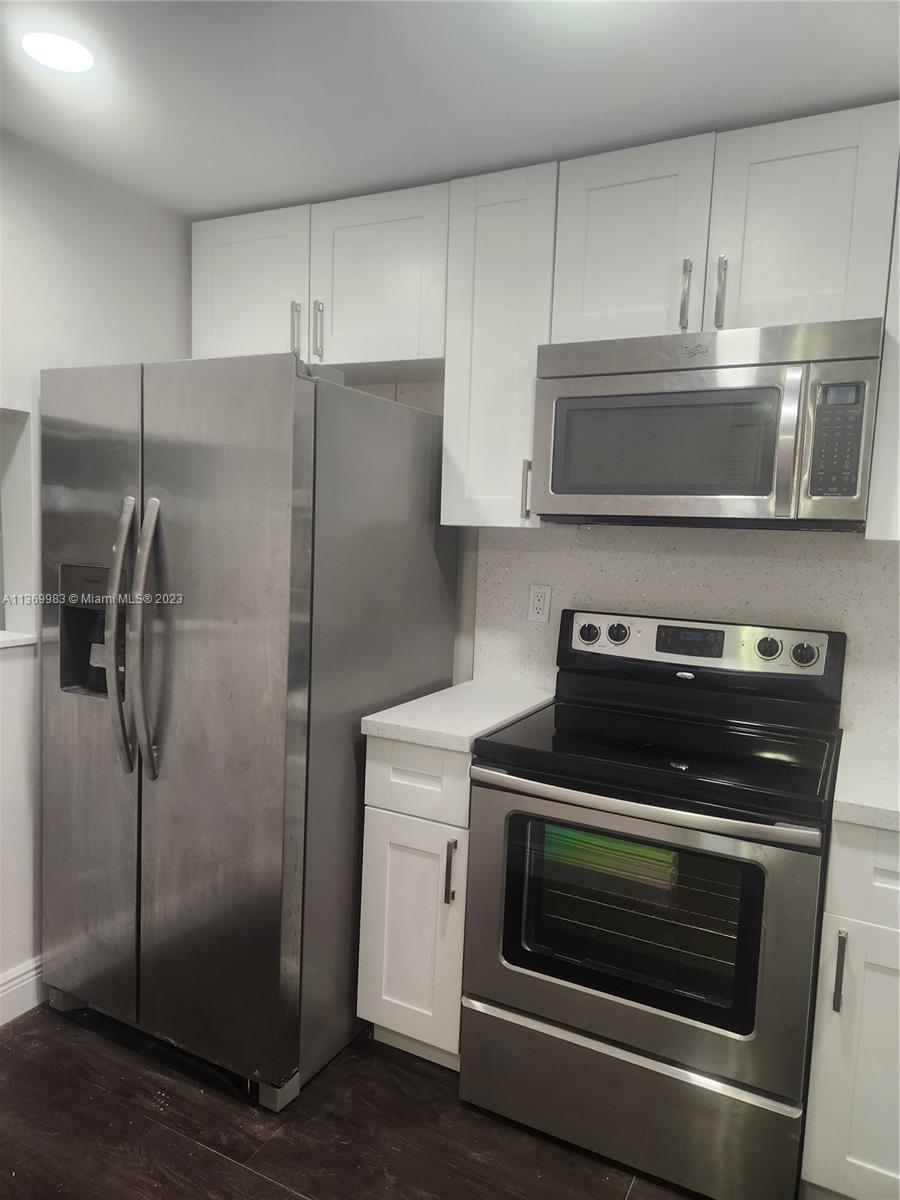 Photo of 9400 Sunrise Lakes Blvd #211 in Sunrise, FL