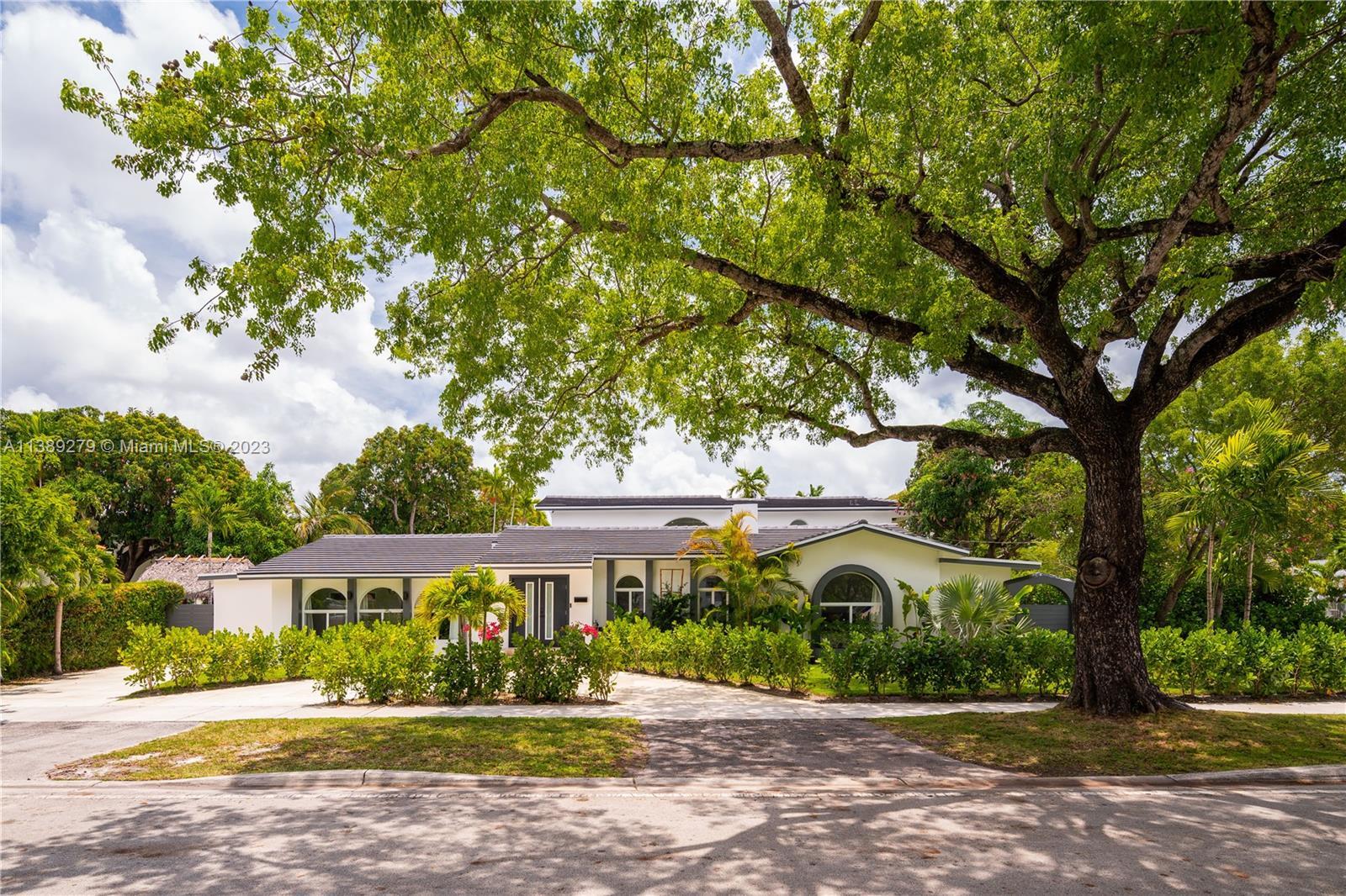 Photo of 1651 SW 13th Ave in Miami, FL
