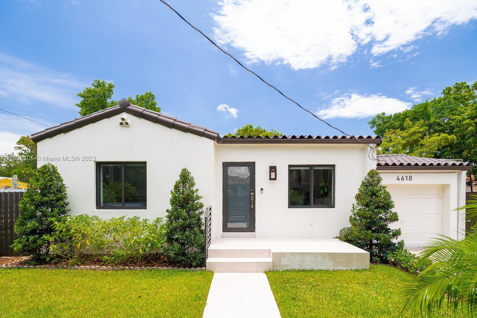 Photo of 4618 SW 2nd St in Miami, FL