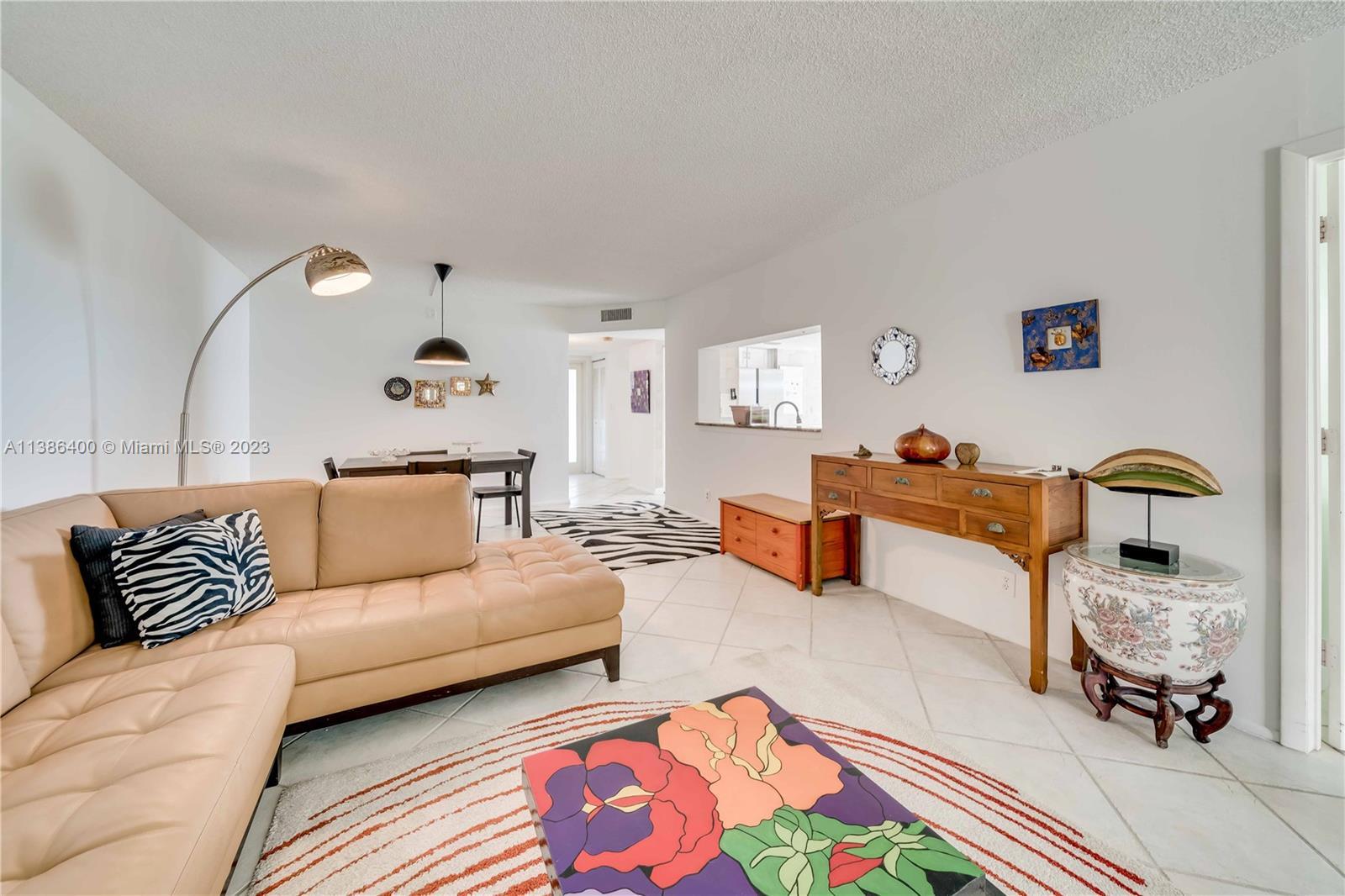 Photo of 9520 Seagrape Dr #201 in Davie, FL
