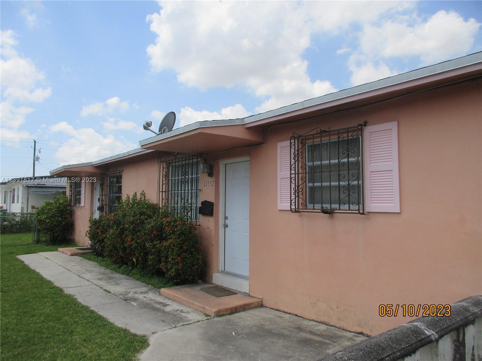 Photo of 11132 SW 5th St in Sweetwater, FL