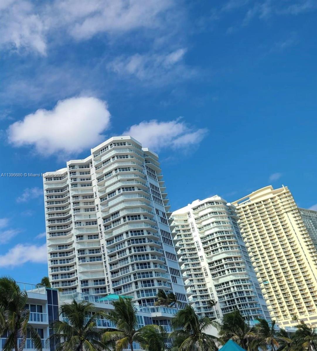 PRICE JUST REDUCED FOR A QUICK SALE. MOTIVATED SELLERS. Beautiful Ocean front spacious condo in the 