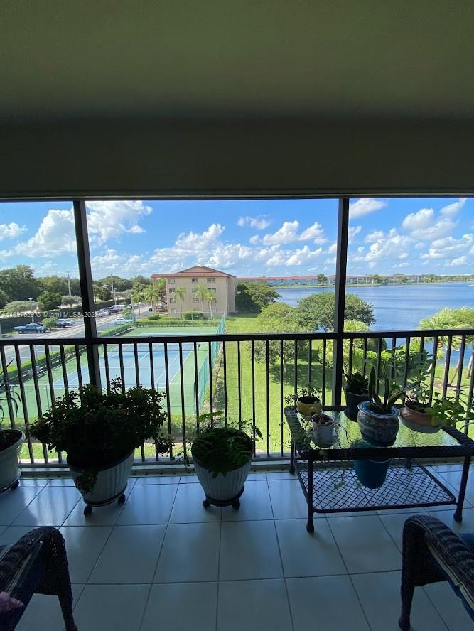 Photo of 1500 SW 131st Wy #401N in Pembroke Pines, FL