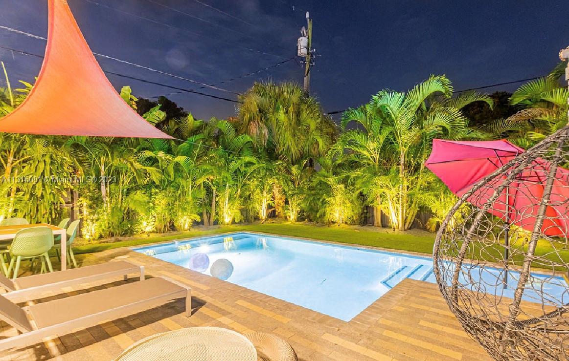 COME FALL IN LOVE WITH THIS MAGNIFICENT MIAMI SHORES POOL HOME. 5 BEDROOM, 3 BATHROOMS ON A LARGE CO