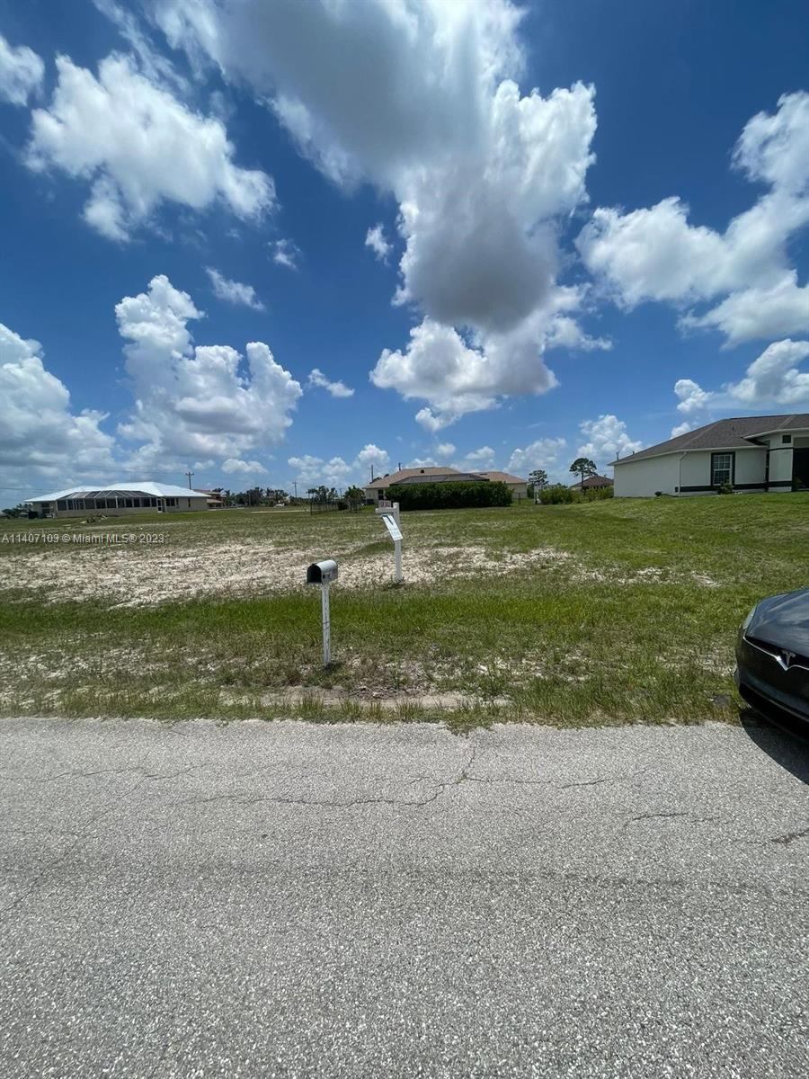 Photo of 1608 NW 8th Pl in Cape Coral, FL