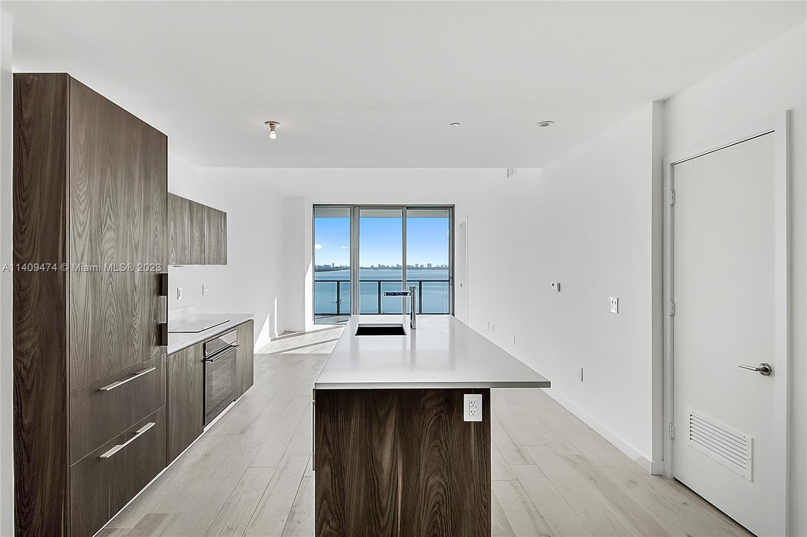 Photo of 480 NE 31st St #904 in Miami, FL