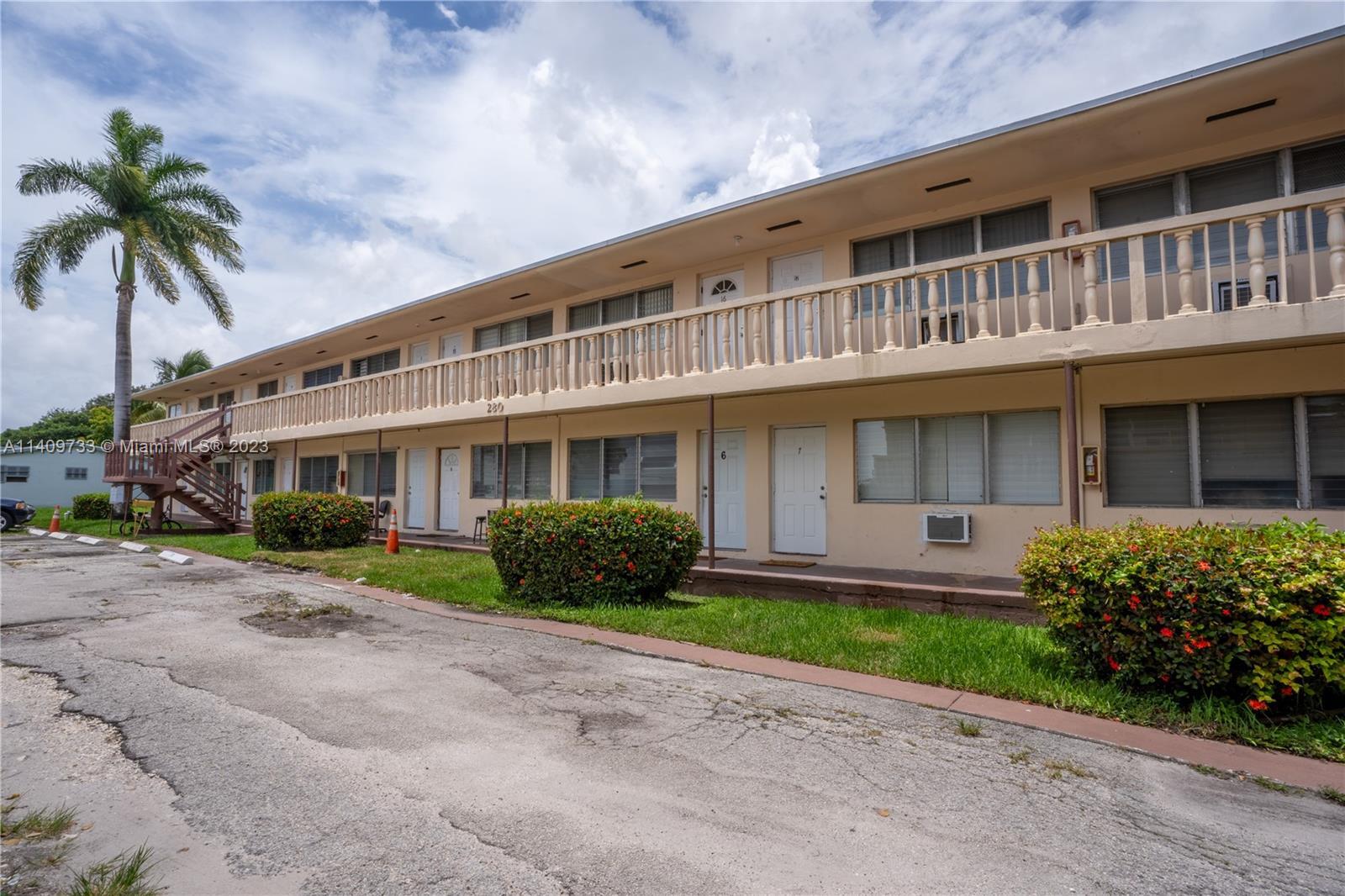 Photo of 280 SW 11th Ave #16 in Hallandale Beach, FL