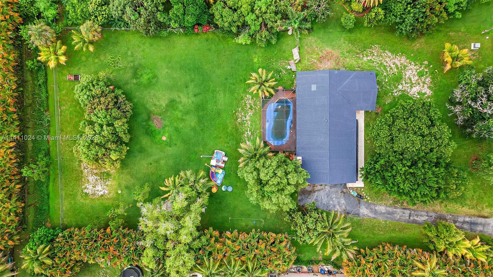 Photo of 6294 NW 71st Ter in Parkland, FL