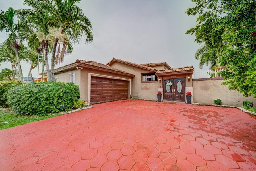 Photo of 14820 NW 87th Ct in Miami Lakes, FL