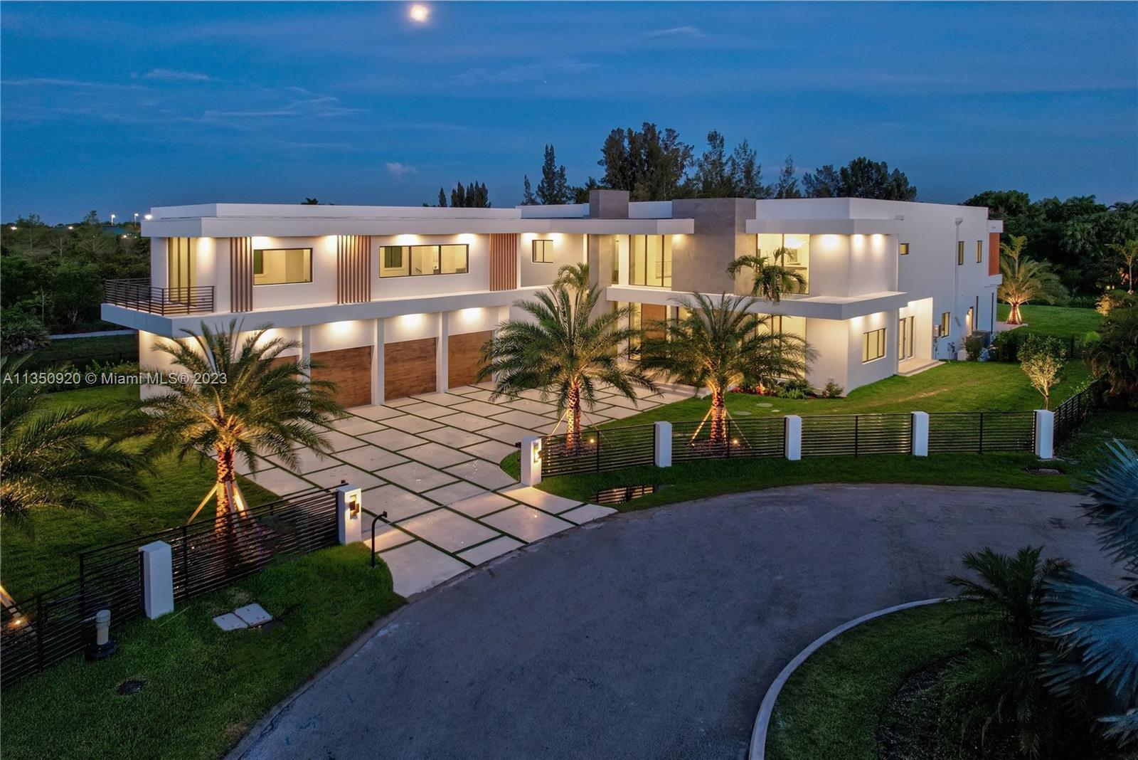 Photo of 12300 NW 15th St in Plantation, FL