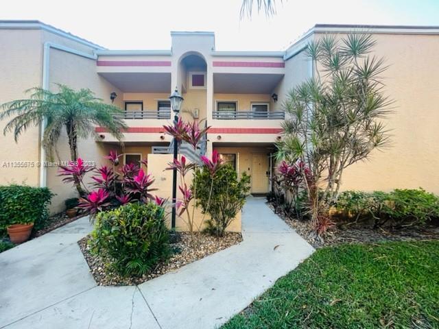 Photo of 11937 NW 11th St #11937 in Pembroke Pines, FL