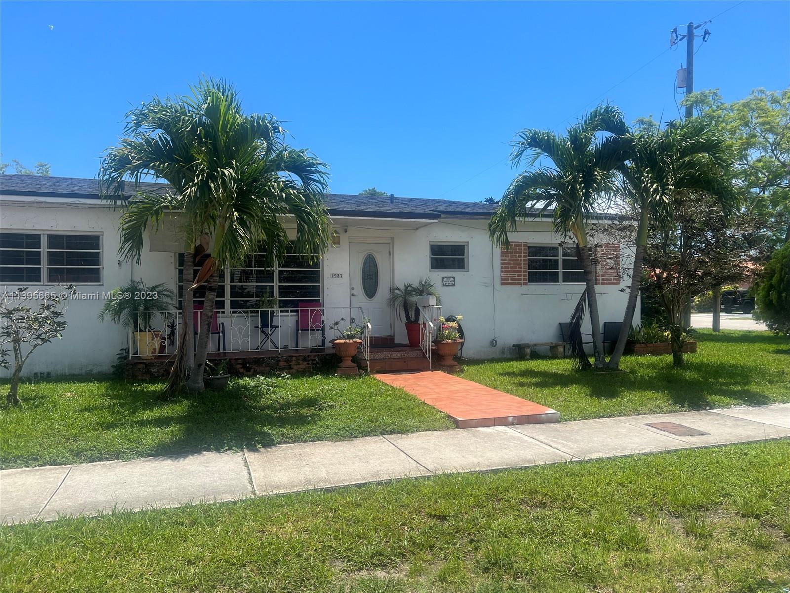 Photo of 1937 SW 16th Ave in Miami, FL