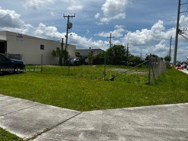 Photo of 2301 S State Road 7 Rd in West Park, FL