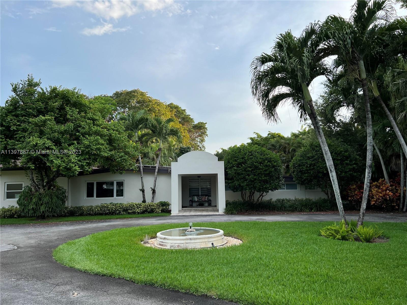 Photo of Address Not Disclosed in Pinecrest, FL