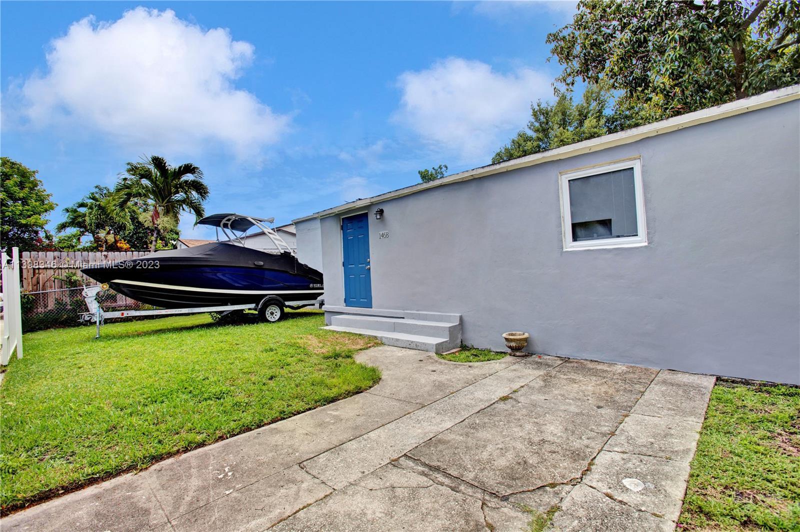 Photo of 1468 NW 42nd St in Miami, FL