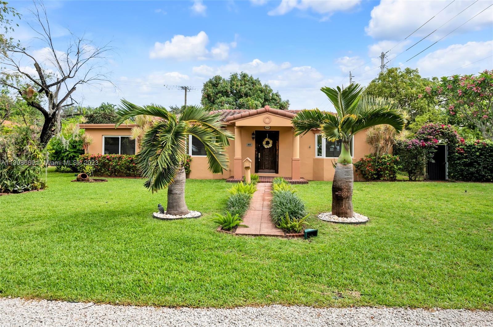 Photo of 501 Swan Ave in Miami Springs, FL