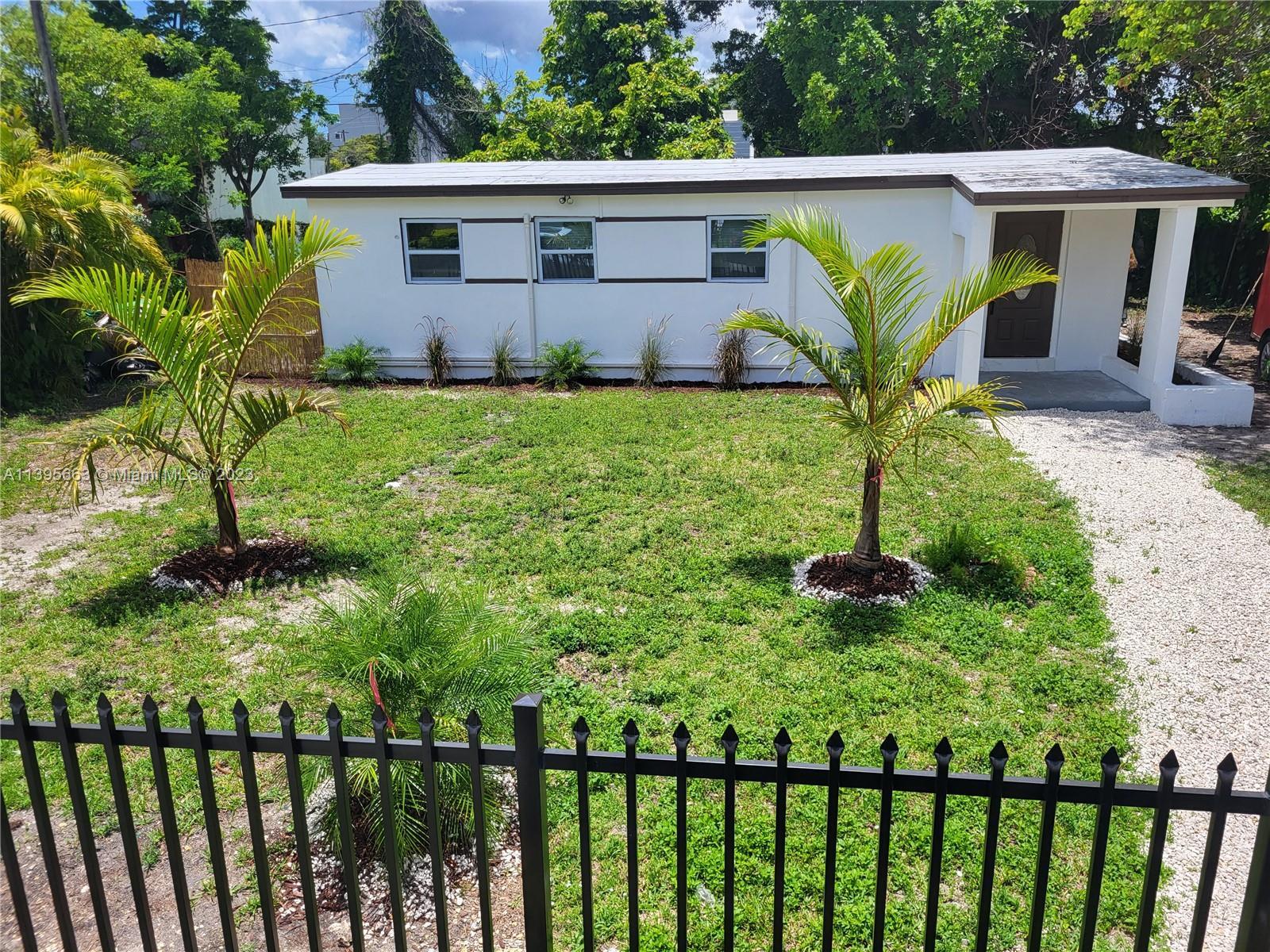 Photo of 2414 NW 55th St in Miami, FL