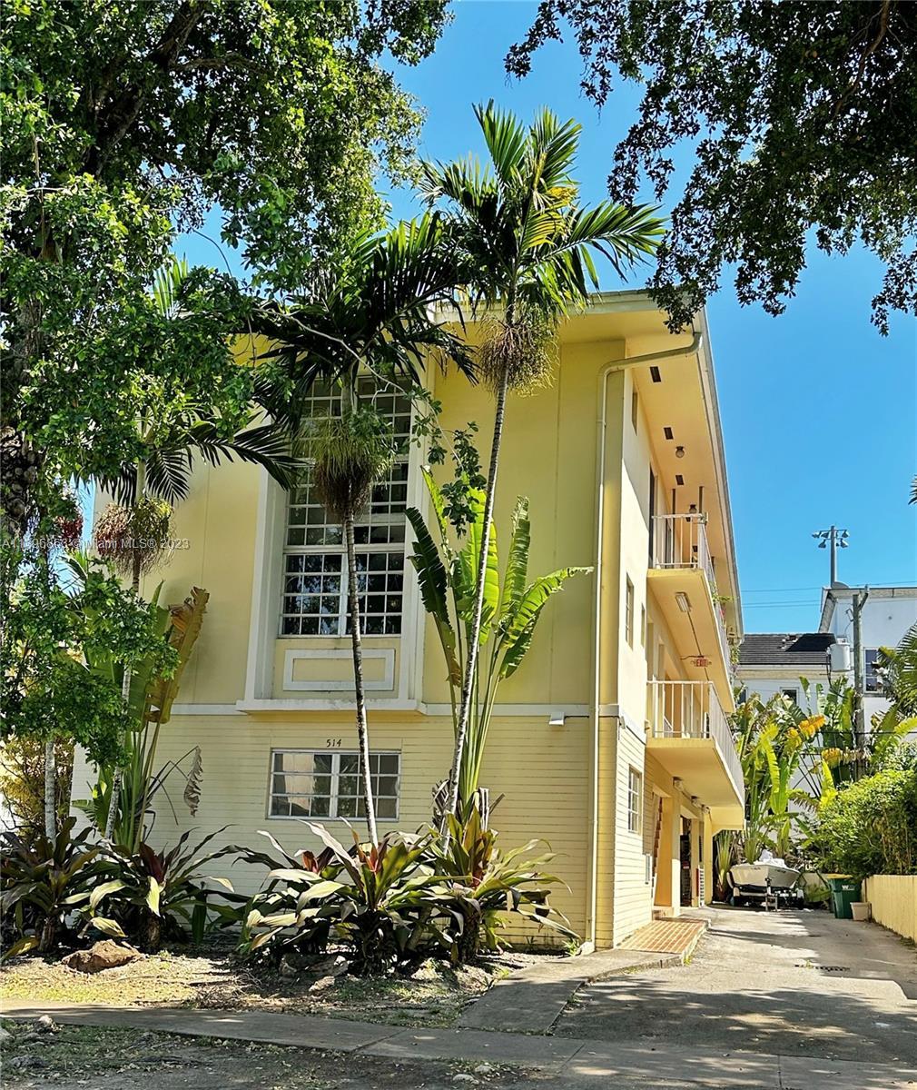 Photo of 514 Santander Ave #1 in Coral Gables, FL