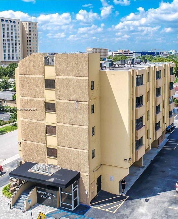 Photo of 4011 W Flagler St #3 Units in Miami, FL