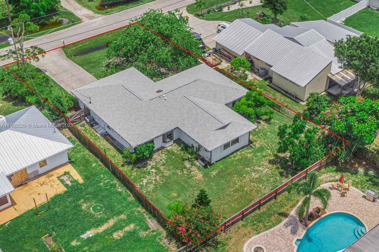 Photo of 5801 Sunset Blvd in Fort Pierce, FL