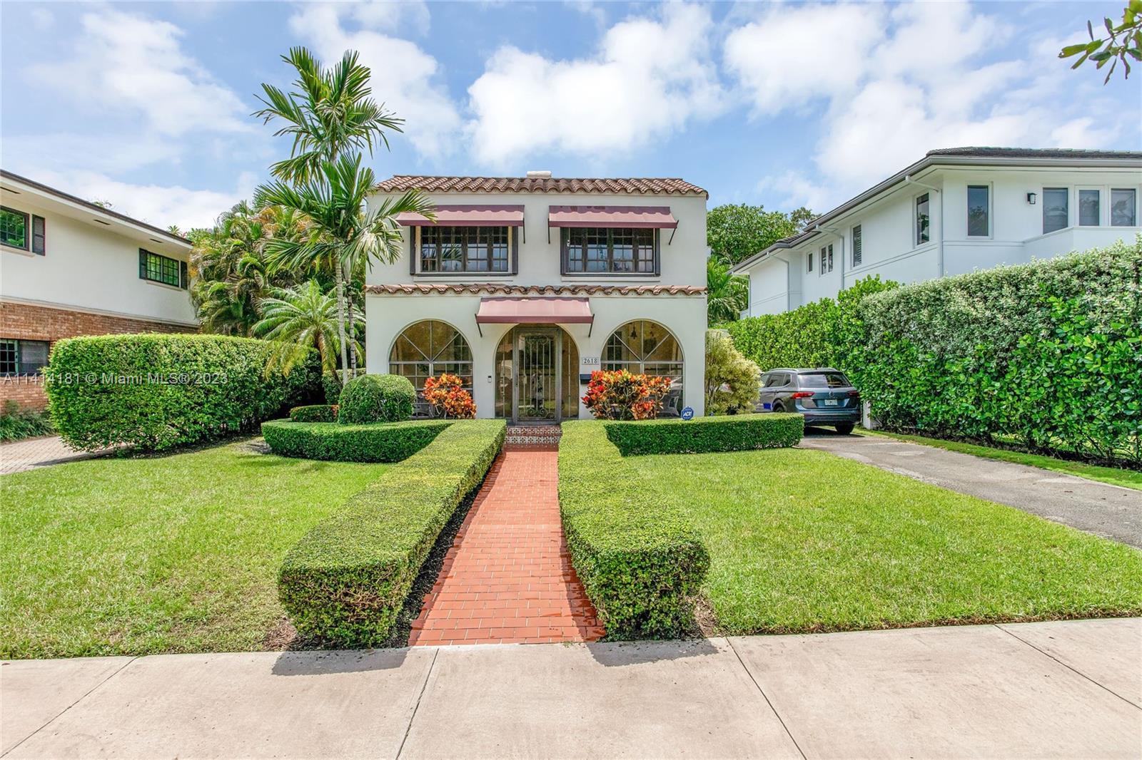 Photo of 2618 Alhambra Cir in Coral Gables, FL