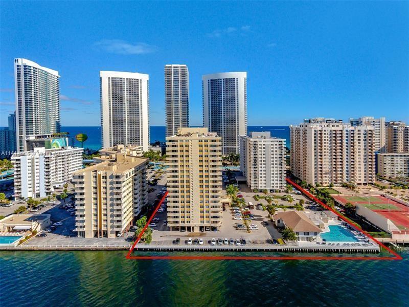 Photo of 1833 S Ocean Dr #1709 in Hallandale Beach, FL