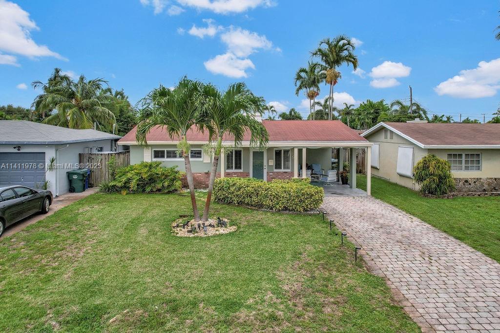 Photo of 90 NE 47th Ct in Oakland Park, FL