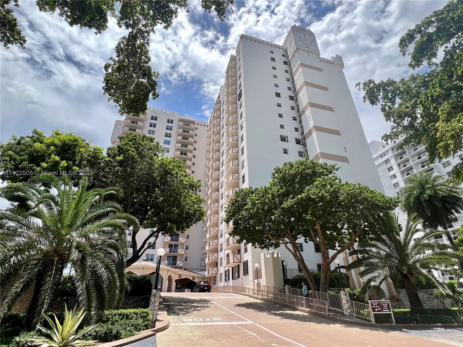 Photo of 1865 S Ocean Dr #14B in Hallandale Beach, FL
