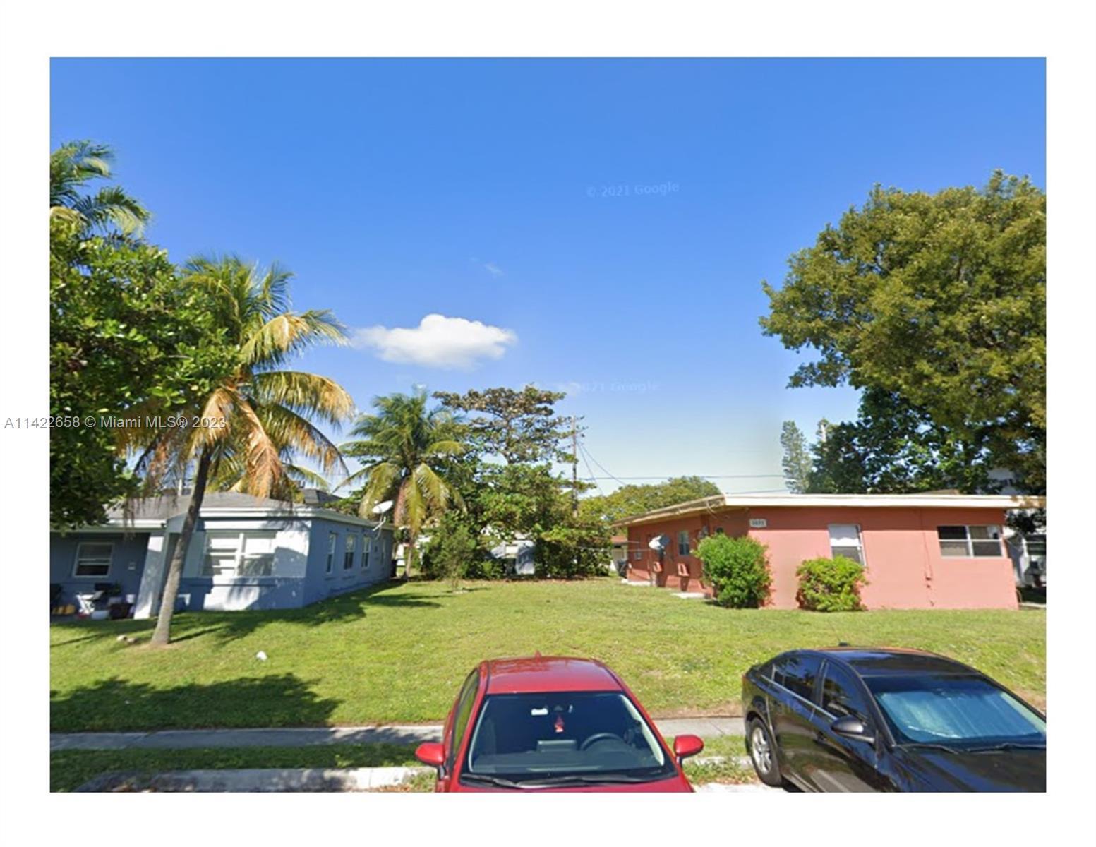 Photo of Land NE 169 St in North Miami Beach, FL