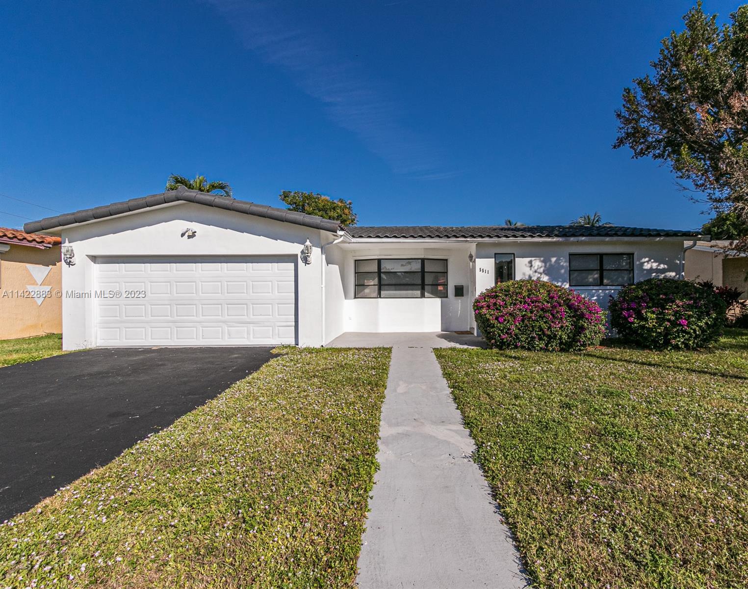 Photo of 5511 Garfield St in Hollywood, FL