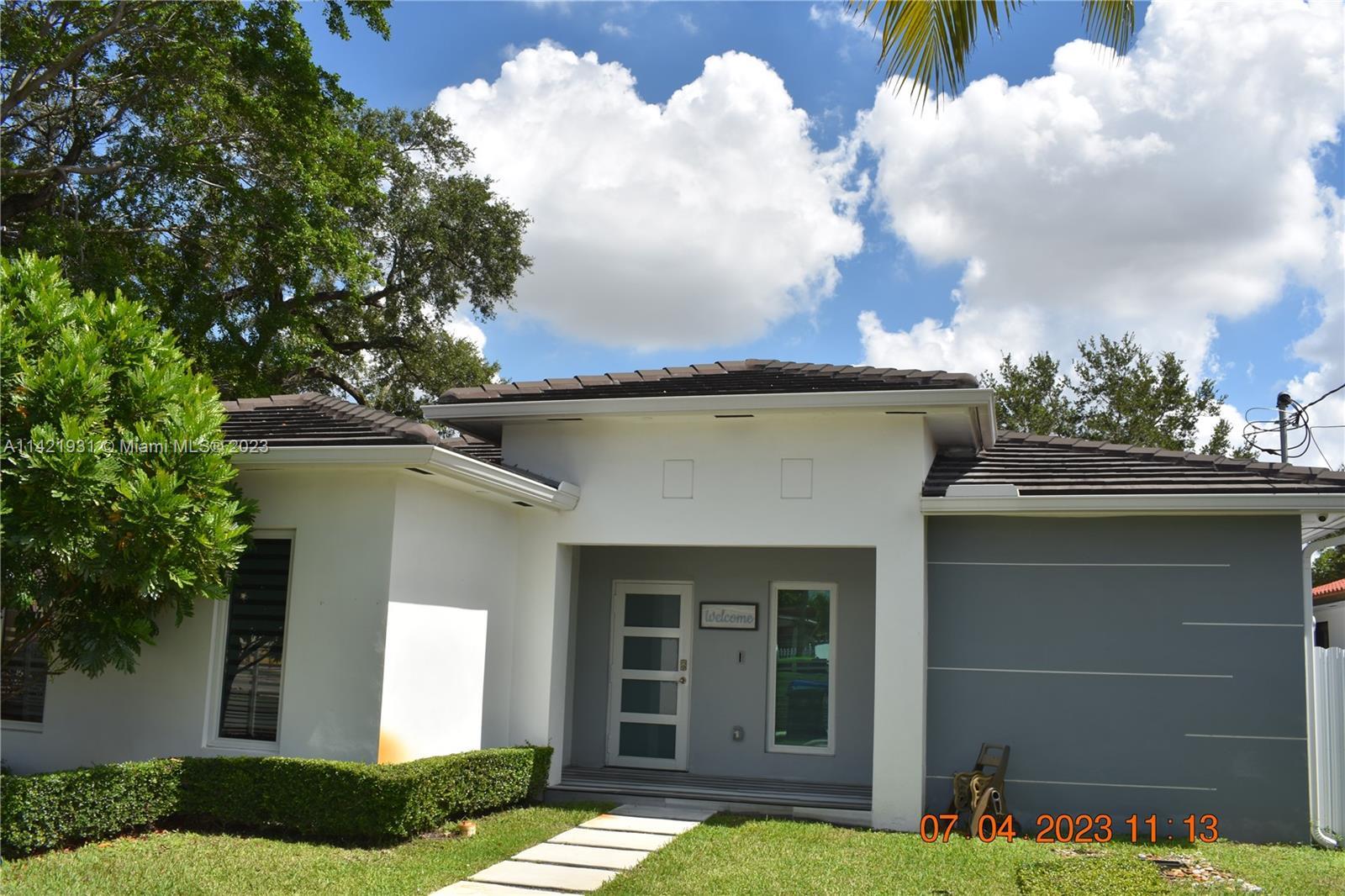 Photo of 5977 SW 4th St in Miami, FL