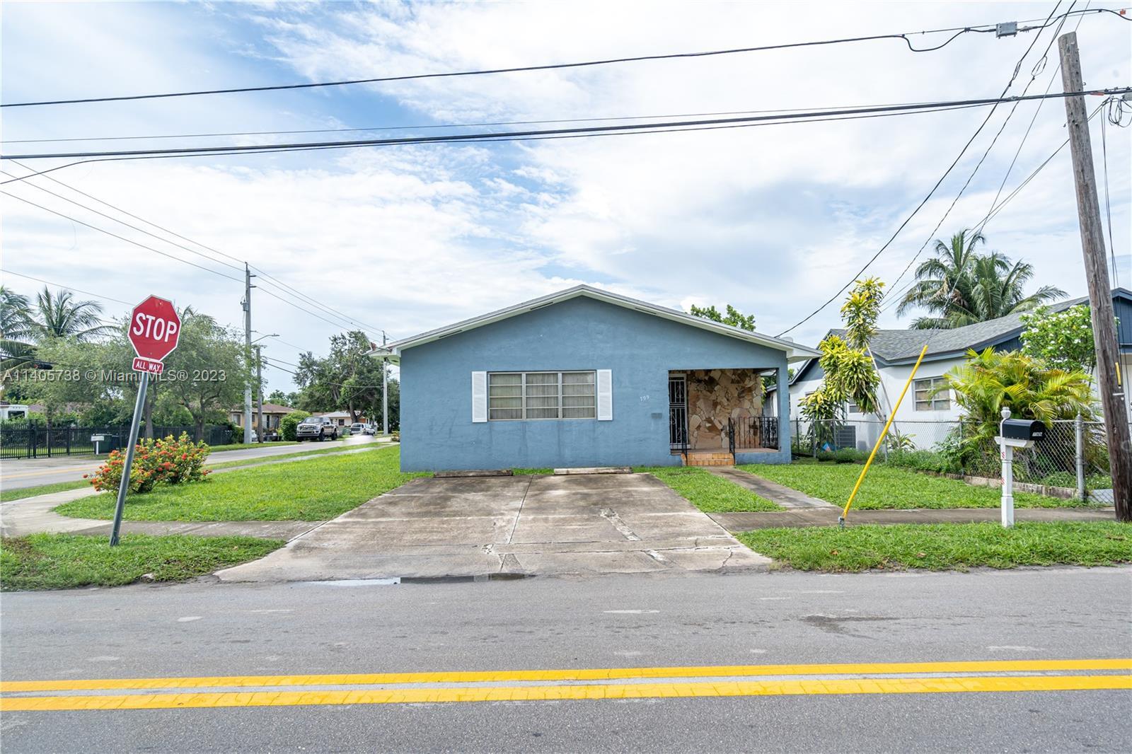 Photo of 799 NW 107th St in Miami, FL