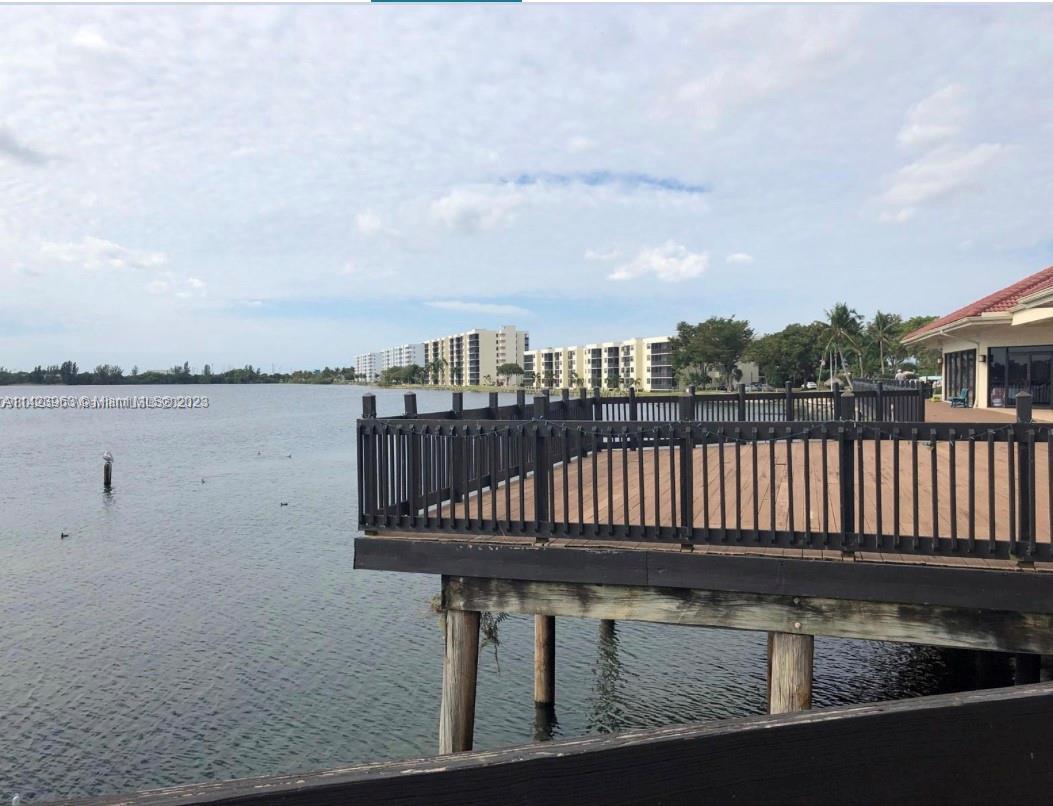 Photo of 106 Lake Emerald Dr #416 in Oakland Park, FL
