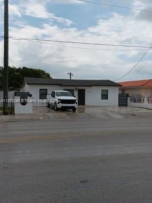 Photo of 5535 E 4th Ave in Hialeah, FL
