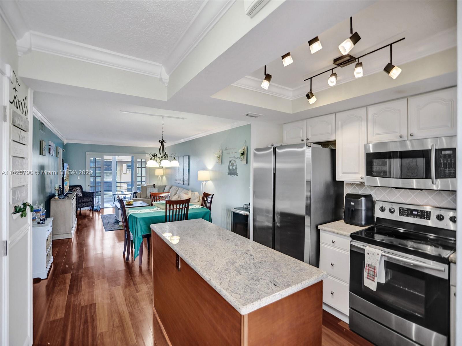 Photo of 304 Golfview Rd #PH7 in North Palm Beach, FL