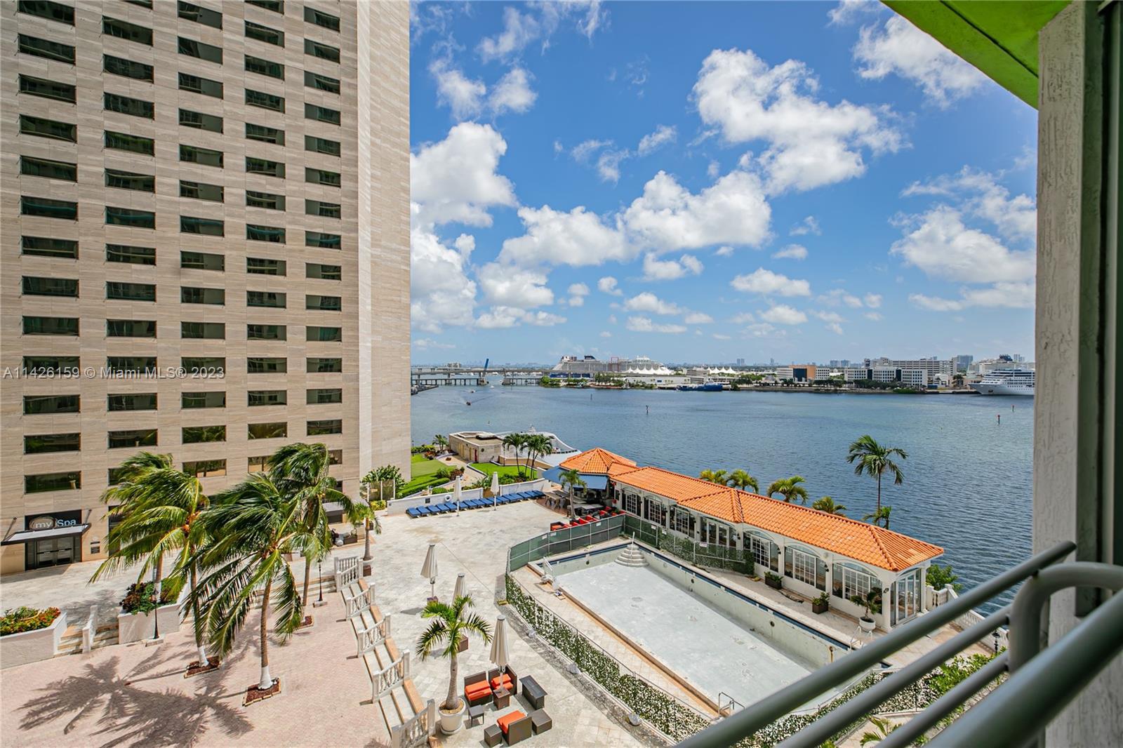 Photo of 335 S Biscayne Blvd #1108 in Miami, FL