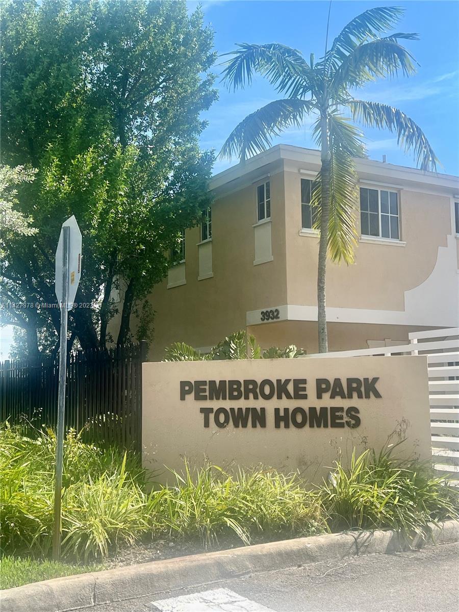 Photo of 3928 SW 52nd Ave #F3 in Pembroke Park, FL