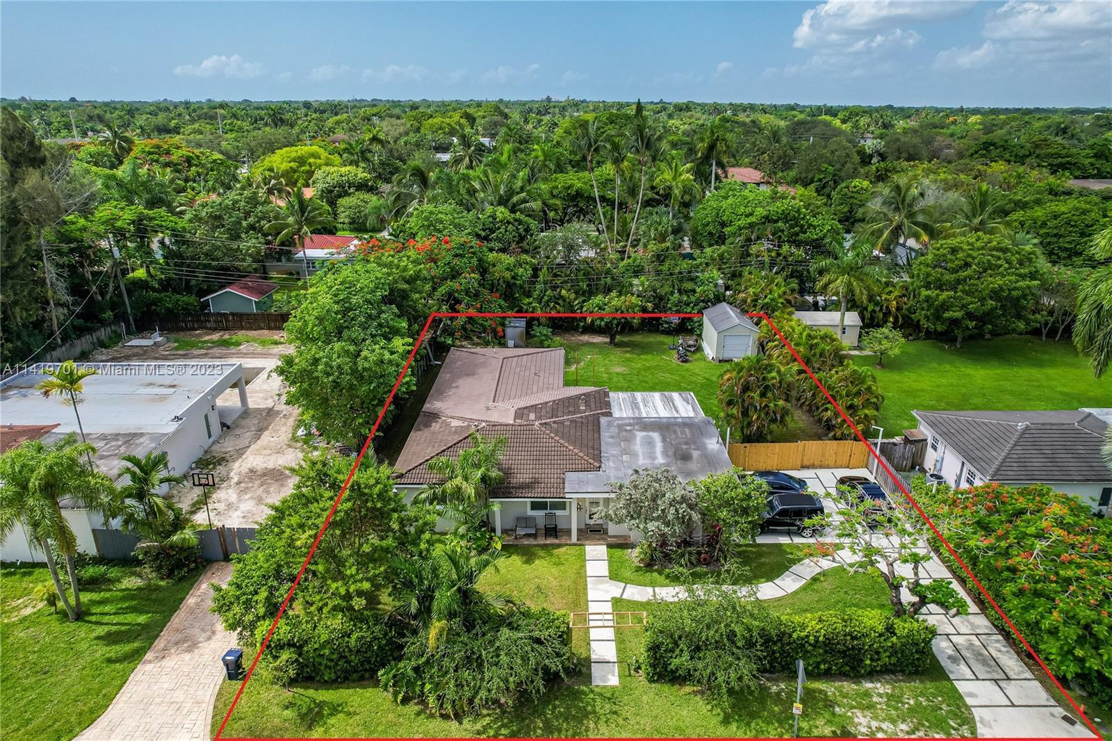 Photo of 6240 SW 78th St in South Miami, FL